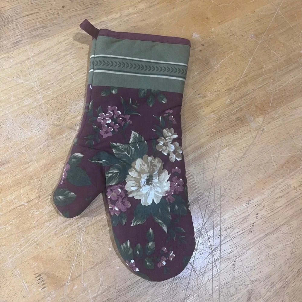 Waverly Garden Room Floral Manor Oven Mitt Burgundy Green Cotton Vtg New